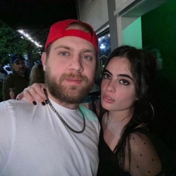 Meet your Posher, Riki - Picture 1 of 1